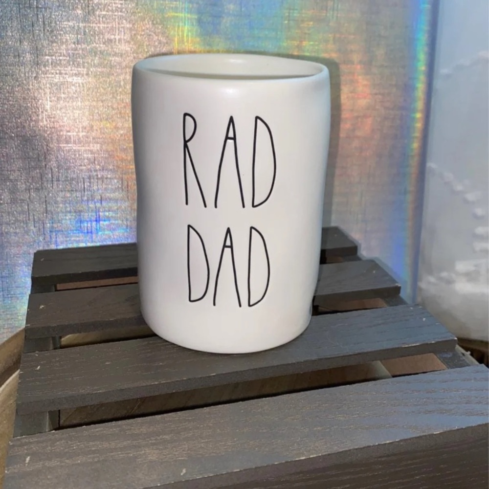 Rae Dunn candle
